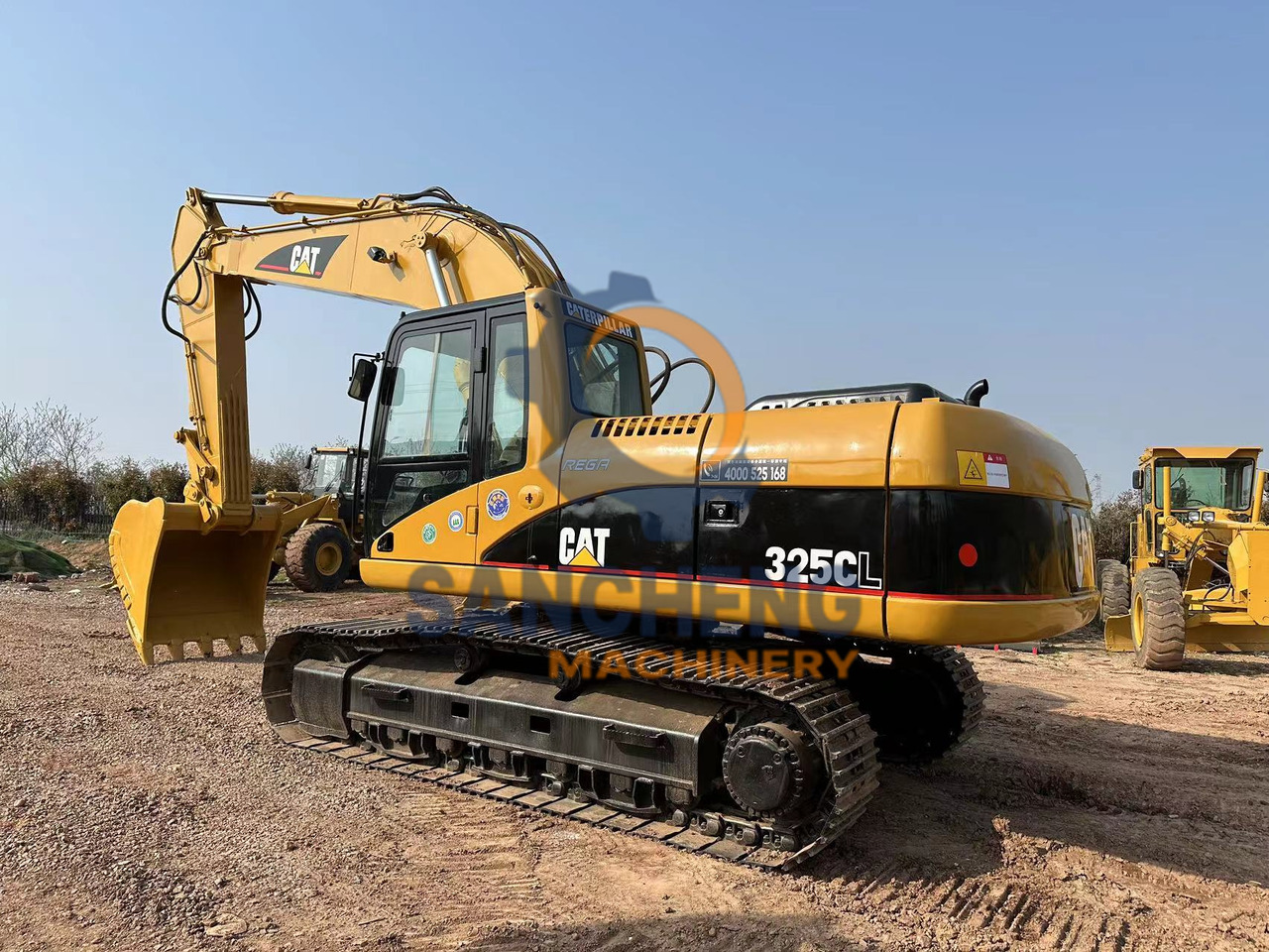 CATERPILLAR 325CL - Telakaivukone: kuva CATERPILLAR 325CL - Telakaivukone CATERPILLAR 325CL - Telakaivukone: kuva CATERPILLAR 325CL - Telakaivukone