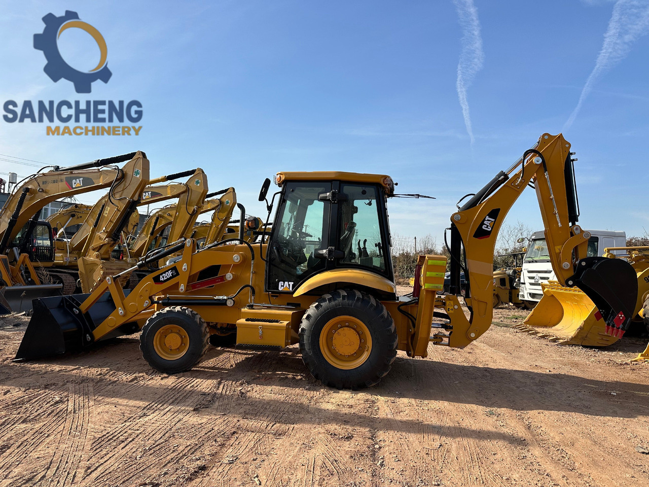 CATERPILLAR 420F2 - Kaivuri-trukki: kuva CATERPILLAR 420F2 - Kaivuri-trukki CATERPILLAR 420F2 - Kaivuri-trukki: kuva CATERPILLAR 420F2 - Kaivuri-trukki