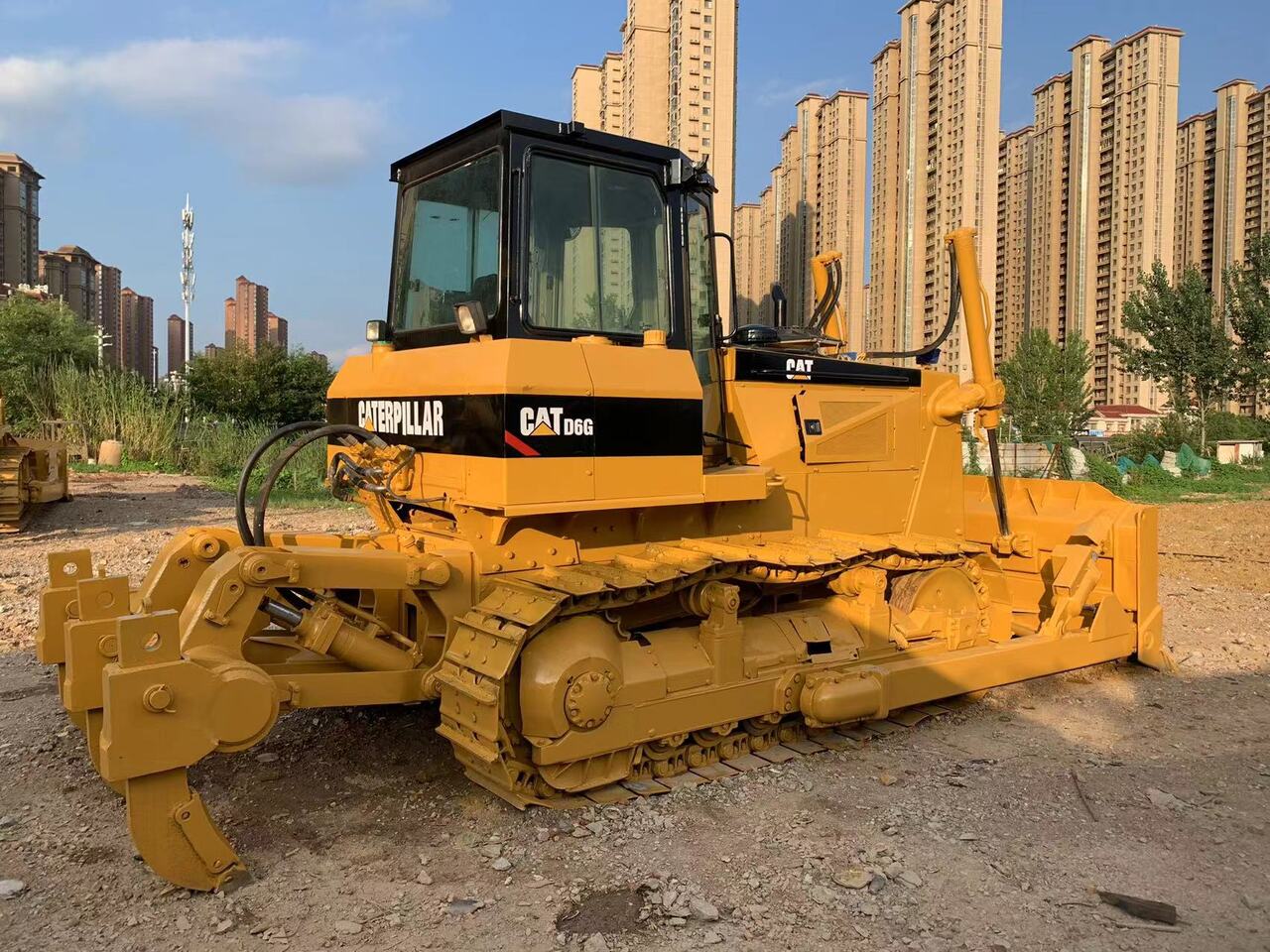 CATERPILLAR D6G - Puskutraktori: kuva CATERPILLAR D6G - Puskutraktori CATERPILLAR D6G - Puskutraktori: kuva CATERPILLAR D6G - Puskutraktori