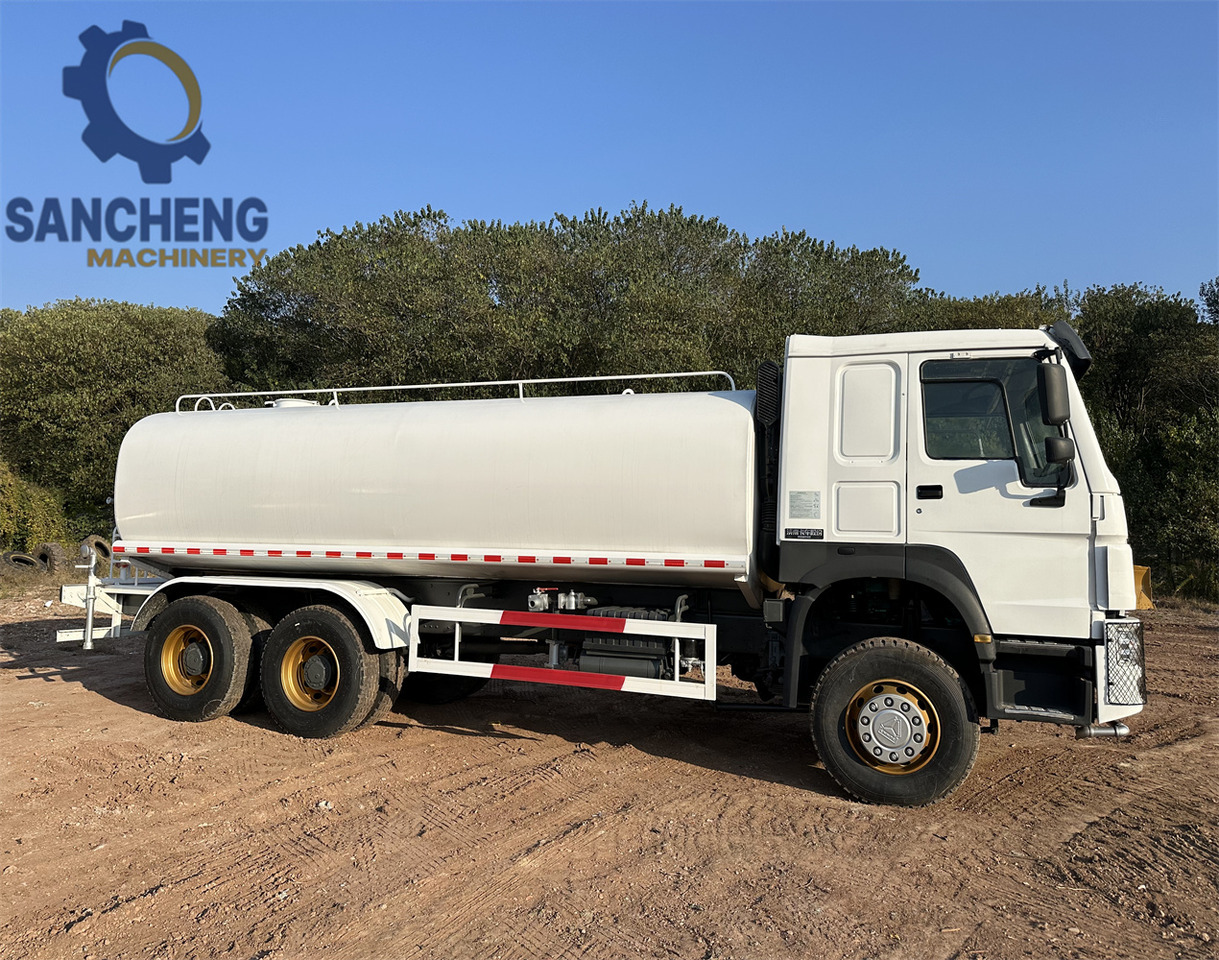 SINOTRUK HOWO 370HP 6x4 Water Tank Truck - Säiliöauto: kuva SINOTRUK HOWO 370HP 6x4 Water Tank Truck - Säiliöauto SINOTRUK HOWO 370HP 6x4 Water Tank Truck - Säiliöauto: kuva SINOTRUK HOWO 370HP 6x4 Water Tank Truck - Säiliöauto