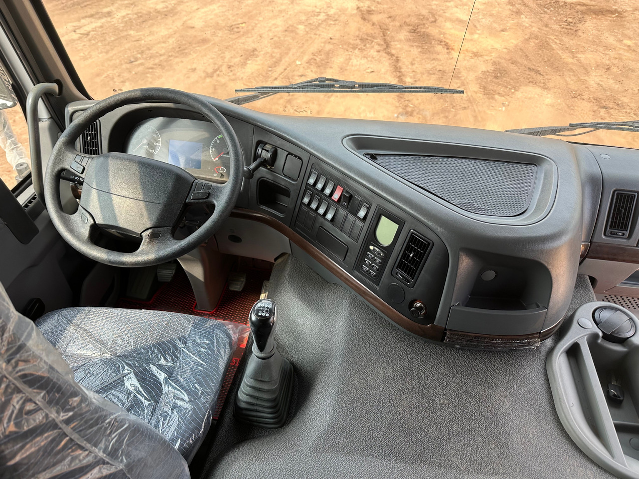 SINOTRUK HOWO Dump truck 371 6x4 - Kippiauto kuorma-auto: kuva SINOTRUK HOWO Dump truck 371 6x4 - Kippiauto kuorma-auto SINOTRUK HOWO Dump truck 371 6x4 - Kippiauto kuorma-auto: kuva SINOTRUK HOWO Dump truck 371 6x4 - Kippiauto kuorma-auto