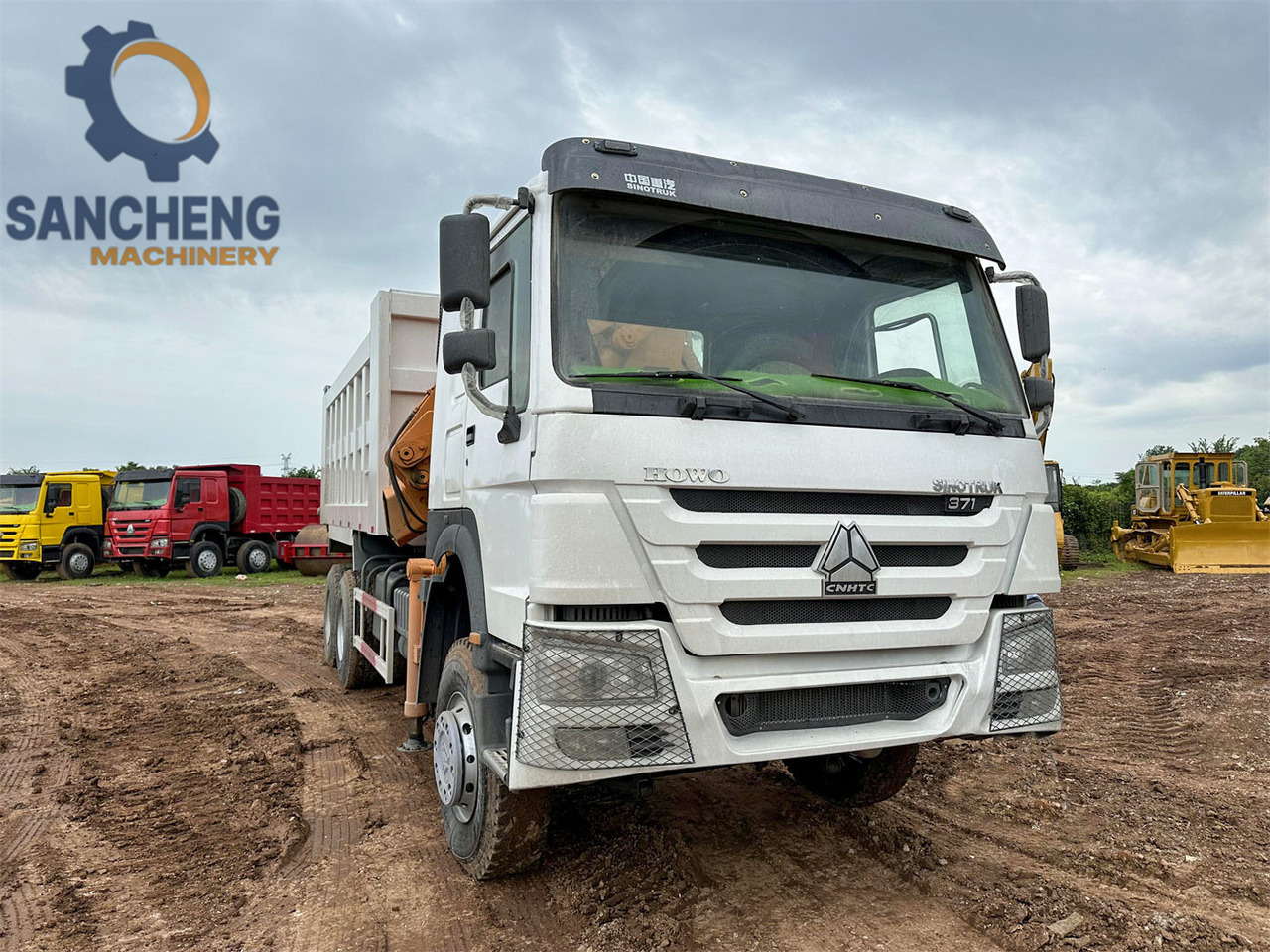 SINOTRUK Howo 371hp 6x4 crane truck - Nosturiauto: kuva SINOTRUK Howo 371hp 6x4 crane truck - Nosturiauto SINOTRUK Howo 371hp 6x4 crane truck - Nosturiauto: kuva SINOTRUK Howo 371hp 6x4 crane truck - Nosturiauto