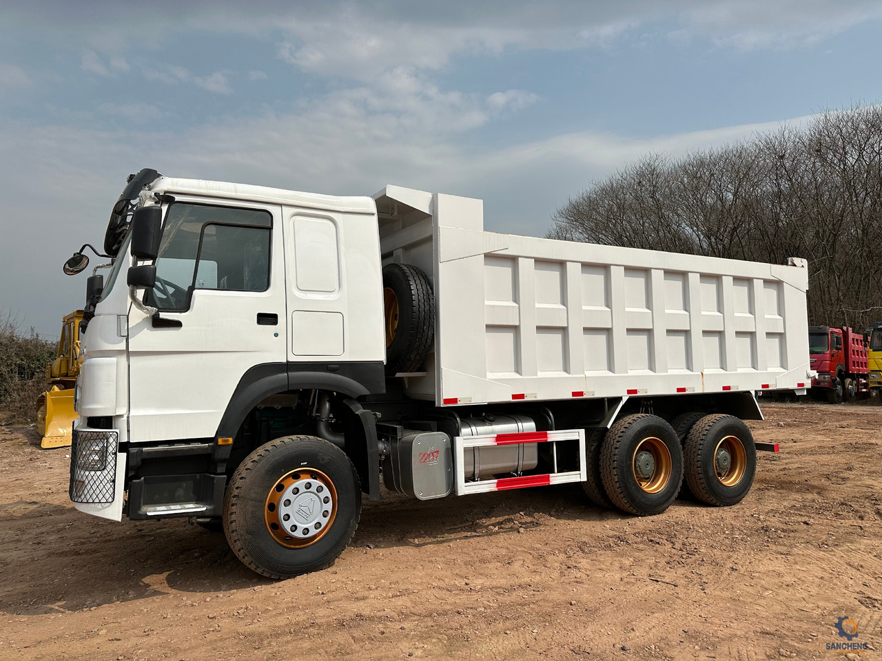 SINOTRUK Howo Dump truck 371 - Kippiauto kuorma-auto: kuva SINOTRUK Howo Dump truck 371 - Kippiauto kuorma-auto SINOTRUK Howo Dump truck 371 - Kippiauto kuorma-auto: kuva SINOTRUK Howo Dump truck 371 - Kippiauto kuorma-auto
