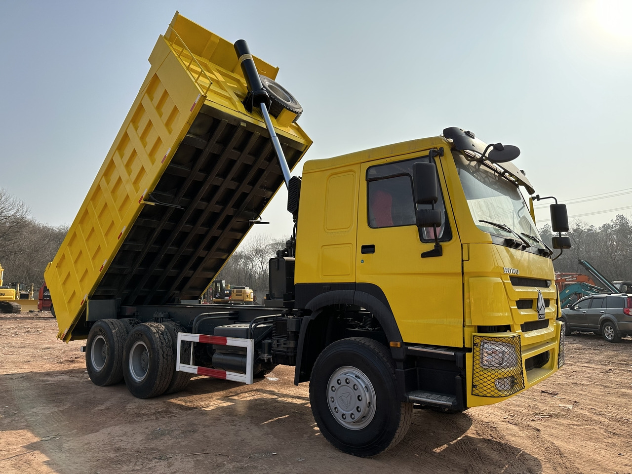 SINOTRUK Howo Dump truck 371 - Kippiauto kuorma-auto: kuva SINOTRUK Howo Dump truck 371 - Kippiauto kuorma-auto SINOTRUK Howo Dump truck 371 - Kippiauto kuorma-auto: kuva SINOTRUK Howo Dump truck 371 - Kippiauto kuorma-auto