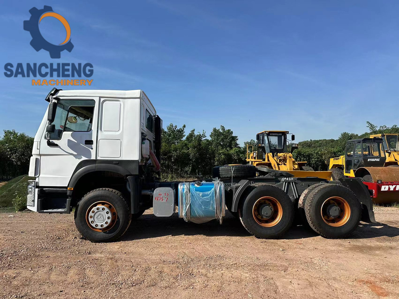 SINOTRUK HOWO Truck Head 371 - Vetopöytäauto: kuva SINOTRUK HOWO Truck Head 371 - Vetopöytäauto SINOTRUK HOWO Truck Head 371 - Vetopöytäauto: kuva SINOTRUK HOWO Truck Head 371 - Vetopöytäauto