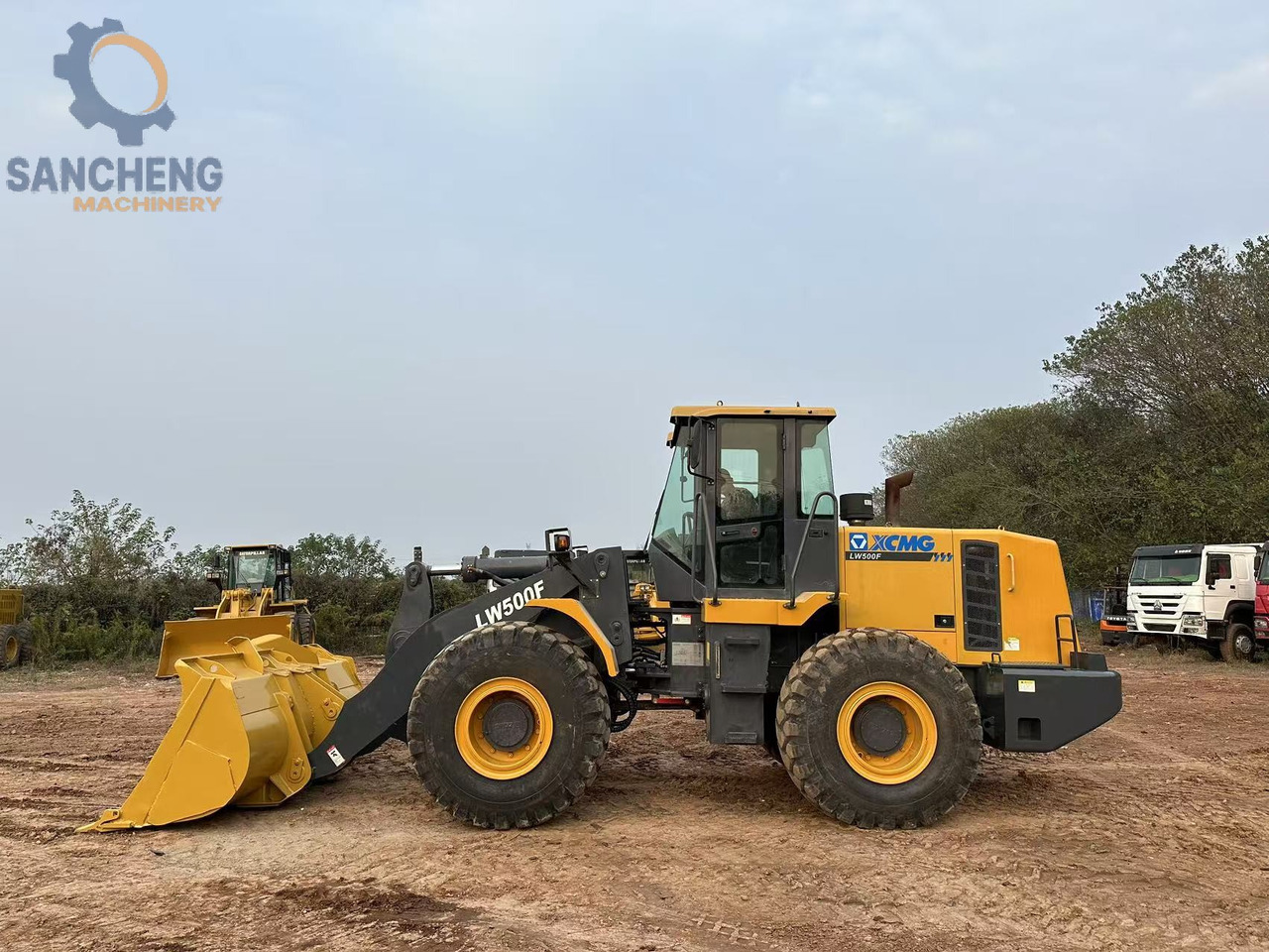 XCMG LW500F - Pyöräkuormaaja: kuva XCMG LW500F - Pyöräkuormaaja XCMG LW500F - Pyöräkuormaaja: kuva XCMG LW500F - Pyöräkuormaaja