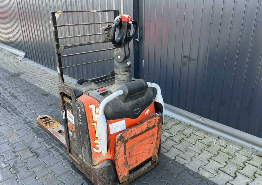 BT LPE200 - Haarukkavaunu: kuva BT LPE200 - Haarukkavaunu BT LPE200 - Haarukkavaunu: kuva BT LPE200 - Haarukkavaunu