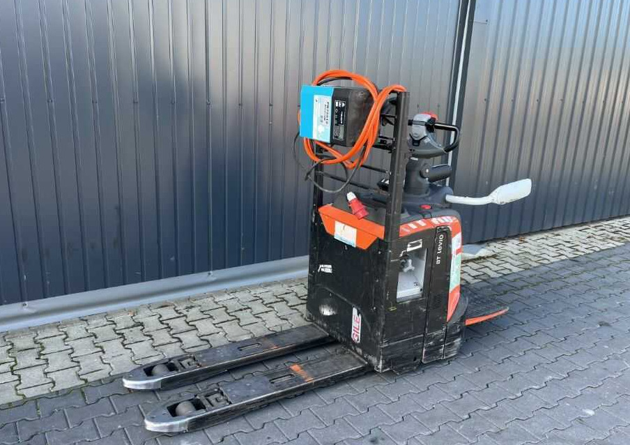 BT LPE200 - Haarukkavaunu: kuva BT LPE200 - Haarukkavaunu BT LPE200 - Haarukkavaunu: kuva BT LPE200 - Haarukkavaunu