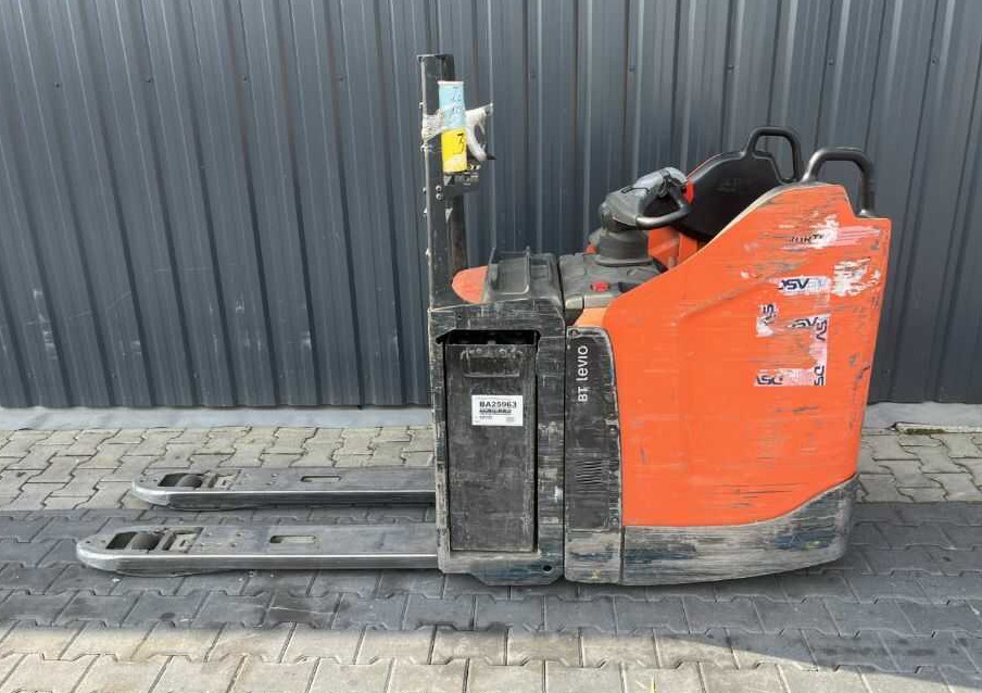 BT LPE200 - Haarukkavaunu: kuva BT LPE200 - Haarukkavaunu BT LPE200 - Haarukkavaunu: kuva BT LPE200 - Haarukkavaunu