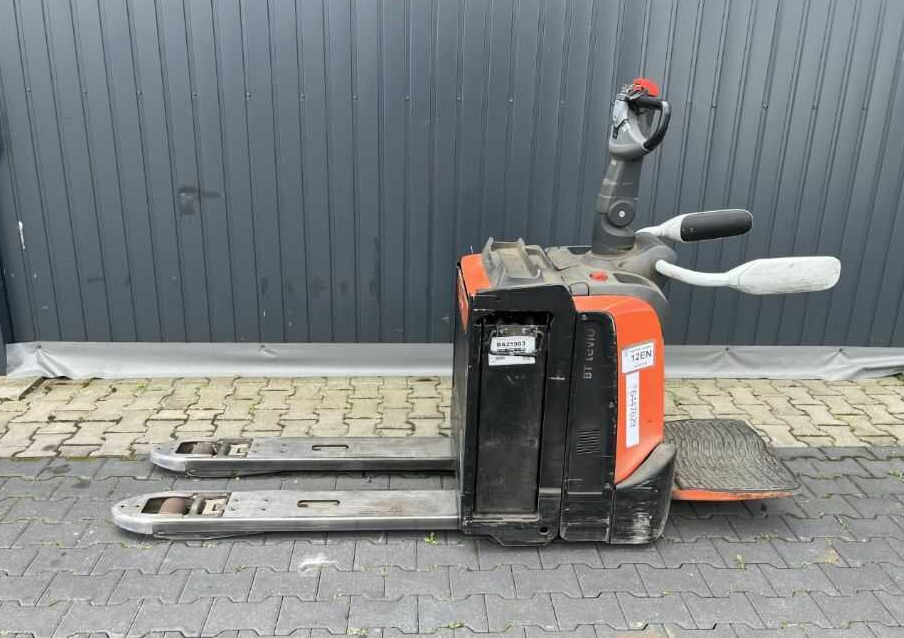 BT LPE200 - Haarukkavaunu: kuva BT LPE200 - Haarukkavaunu BT LPE200 - Haarukkavaunu: kuva BT LPE200 - Haarukkavaunu