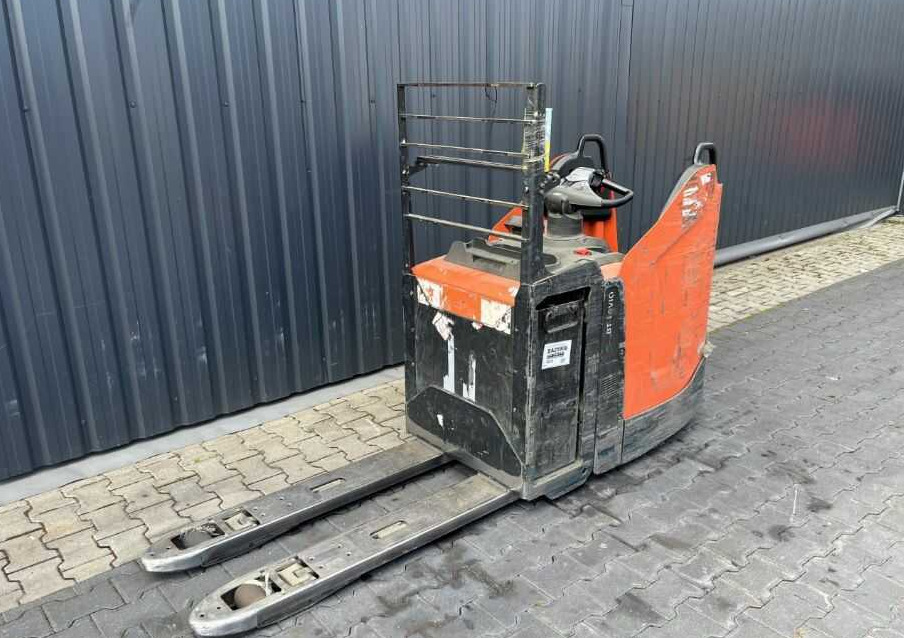 BT LPE200 - Haarukkavaunu: kuva BT LPE200 - Haarukkavaunu BT LPE200 - Haarukkavaunu: kuva BT LPE200 - Haarukkavaunu