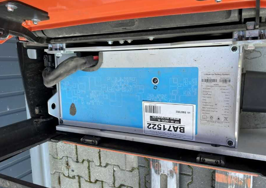 BT LPE200 - Haarukkavaunu: kuva BT LPE200 - Haarukkavaunu BT LPE200 - Haarukkavaunu: kuva BT LPE200 - Haarukkavaunu