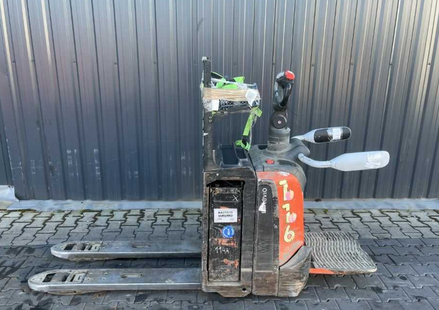 BT LPE200 - Haarukkavaunu: kuva BT LPE200 - Haarukkavaunu BT LPE200 - Haarukkavaunu: kuva BT LPE200 - Haarukkavaunu