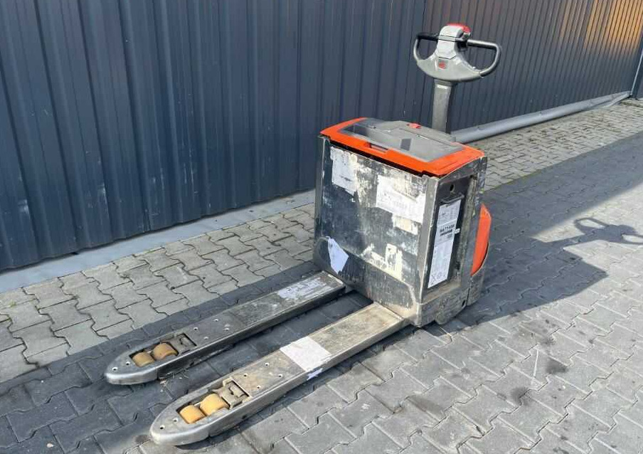 BT LWE250 - Haarukkavaunu: kuva BT LWE250 - Haarukkavaunu BT LWE250 - Haarukkavaunu: kuva BT LWE250 - Haarukkavaunu