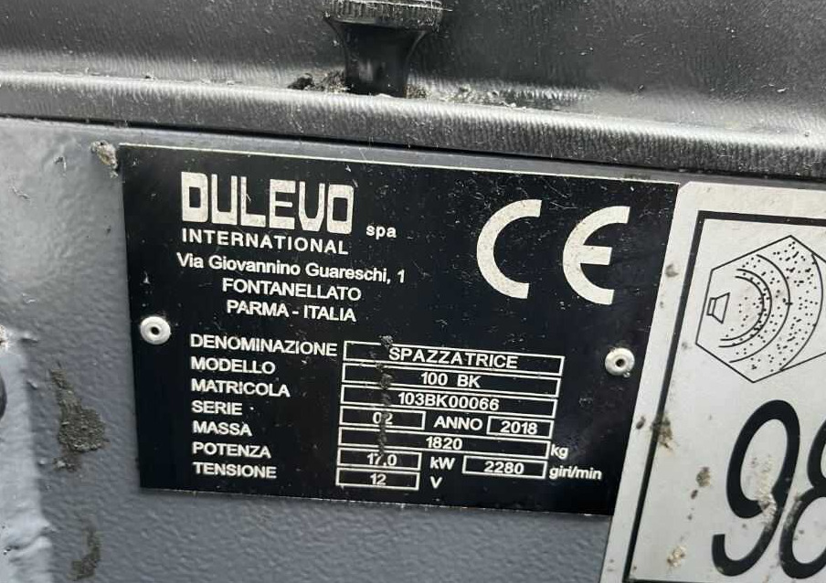 Dulevo 100BK - Lakaisukone teollisuuteen: kuva Dulevo 100BK - Lakaisukone teollisuuteen Dulevo 100BK - Lakaisukone teollisuuteen: kuva Dulevo 100BK - Lakaisukone teollisuuteen