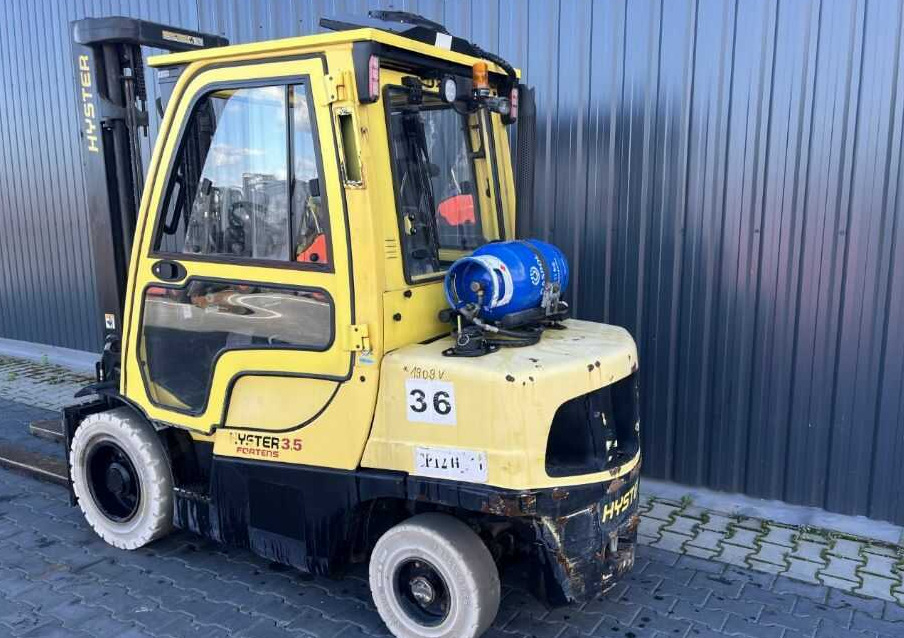 Hyster H3.5FT - Kaasutrukki: kuva Hyster H3.5FT - Kaasutrukki Hyster H3.5FT - Kaasutrukki: kuva Hyster H3.5FT - Kaasutrukki