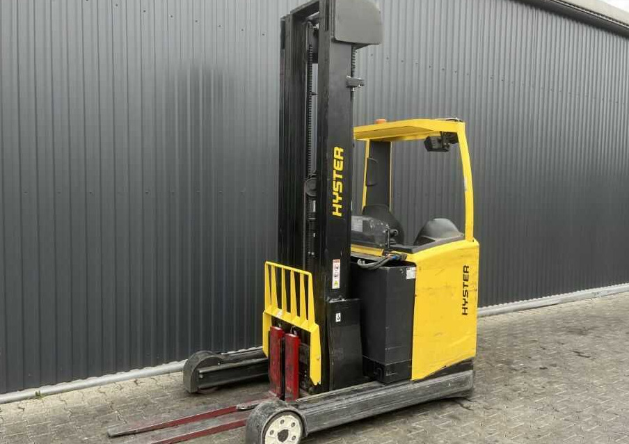 Hyster R2.5 - Työntömastotrukki: kuva Hyster R2.5 - Työntömastotrukki Hyster R2.5 - Työntömastotrukki: kuva Hyster R2.5 - Työntömastotrukki