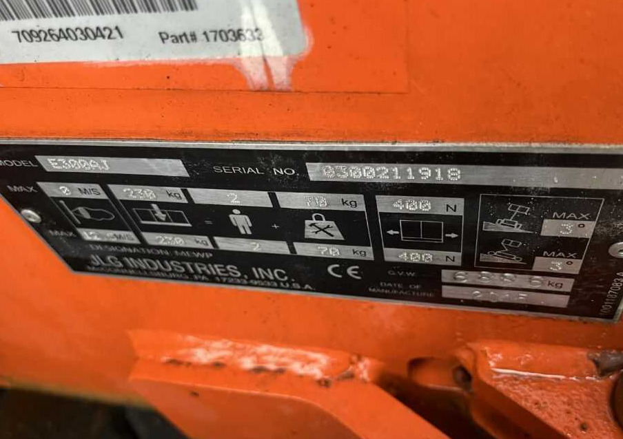 JLG E300AJ - Puomilava: kuva JLG E300AJ - Puomilava JLG E300AJ - Puomilava: kuva JLG E300AJ - Puomilava