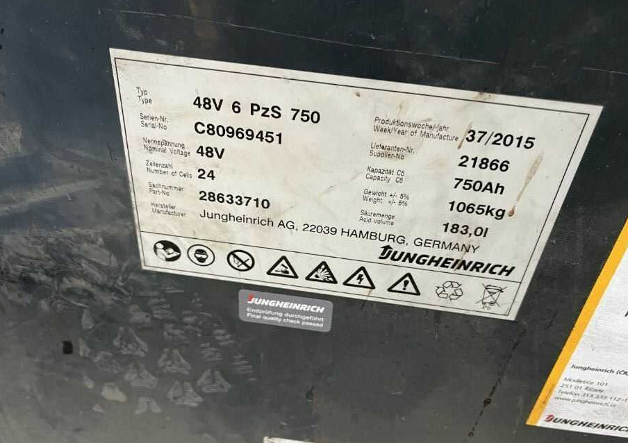 Jungheinrich EFG318 - Sähkötrukki: kuva Jungheinrich EFG318 - Sähkötrukki Jungheinrich EFG318 - Sähkötrukki: kuva Jungheinrich EFG318 - Sähkötrukki