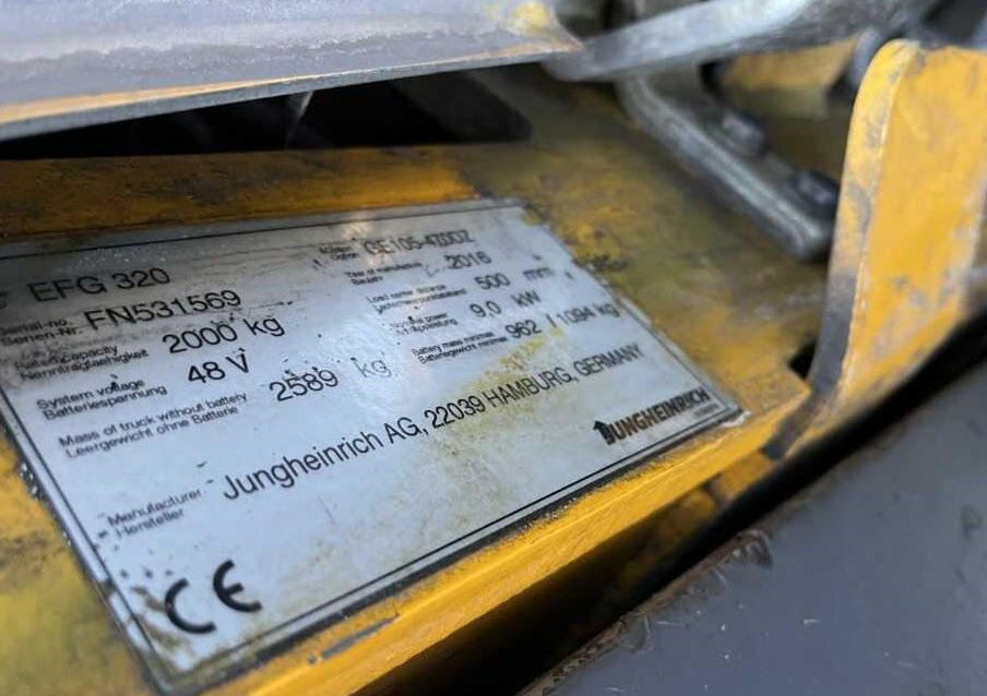 Jungheinrich EFG320 - Sähkötrukki: kuva  Jungheinrich EFG320 - Sähkötrukki Jungheinrich EFG320 - Sähkötrukki: kuva  Jungheinrich EFG320 - Sähkötrukki