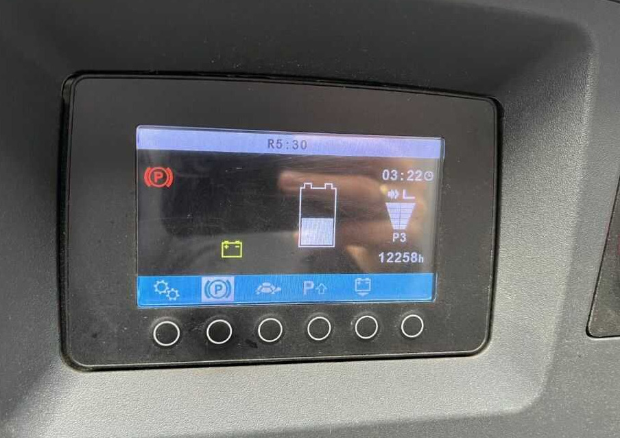 Jungheinrich ETV214 - Työntömastotrukki: kuva Jungheinrich ETV214 - Työntömastotrukki Jungheinrich ETV214 - Työntömastotrukki: kuva Jungheinrich ETV214 - Työntömastotrukki