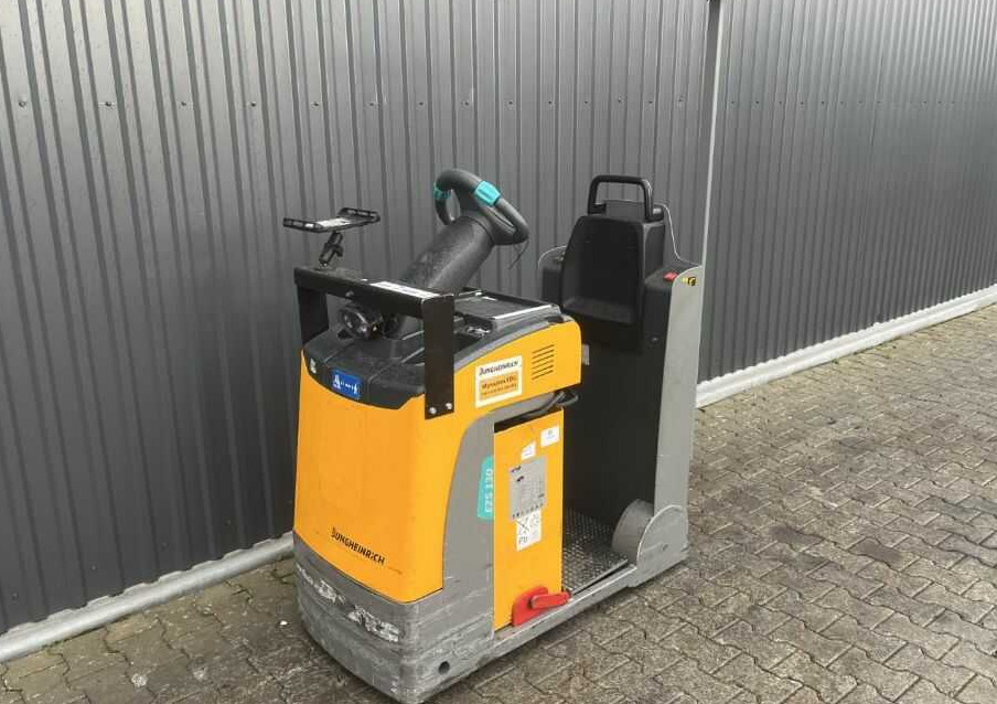 Jungheinrich EZS130 - Vetotrukki: kuva Jungheinrich EZS130 - Vetotrukki Jungheinrich EZS130 - Vetotrukki: kuva Jungheinrich EZS130 - Vetotrukki