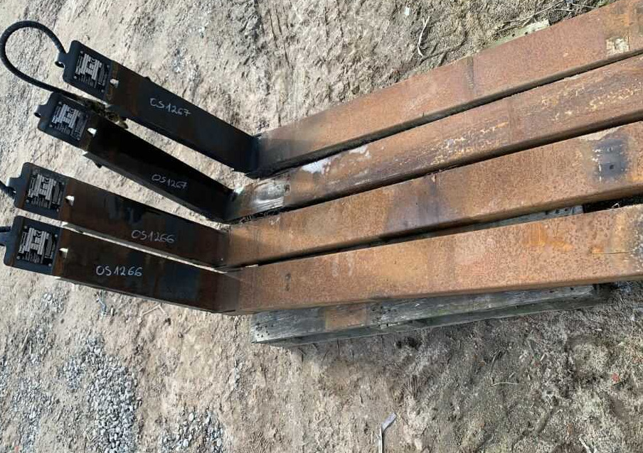 Kooi RG4-45-1550 - Puomi - Materiaalinkäsittely: kuva Kooi RG4-45-1550 - Puomi - Materiaalinkäsittely Kooi RG4-45-1550 - Puomi - Materiaalinkäsittely: kuva Kooi RG4-45-1550 - Puomi - Materiaalinkäsittely