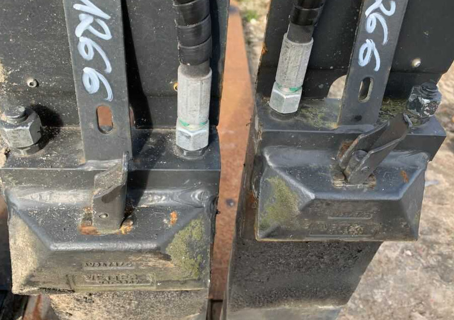 Kooi RG4-45-1550 - Puomi - Materiaalinkäsittely: kuva Kooi RG4-45-1550 - Puomi - Materiaalinkäsittely Kooi RG4-45-1550 - Puomi - Materiaalinkäsittely: kuva Kooi RG4-45-1550 - Puomi - Materiaalinkäsittely