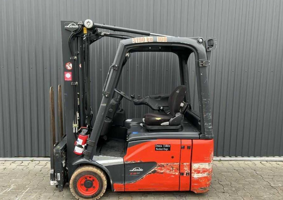 Linde E16-01 - Sähkötrukki: kuva Linde E16-01 - Sähkötrukki Linde E16-01 - Sähkötrukki: kuva Linde E16-01 - Sähkötrukki