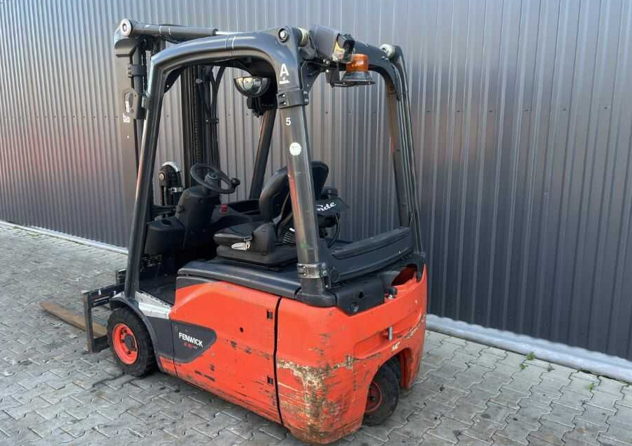 Linde E16-02 - Sähkötrukki: kuva Linde E16-02 - Sähkötrukki Linde E16-02 - Sähkötrukki: kuva Linde E16-02 - Sähkötrukki