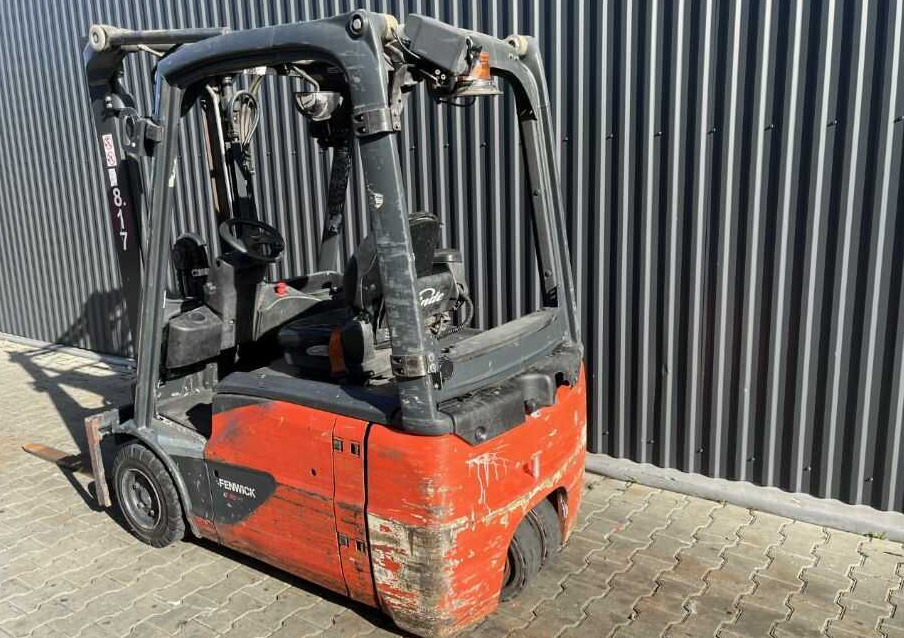 Linde E16-02 - Sähkötrukki: kuva Linde E16-02 - Sähkötrukki Linde E16-02 - Sähkötrukki: kuva Linde E16-02 - Sähkötrukki