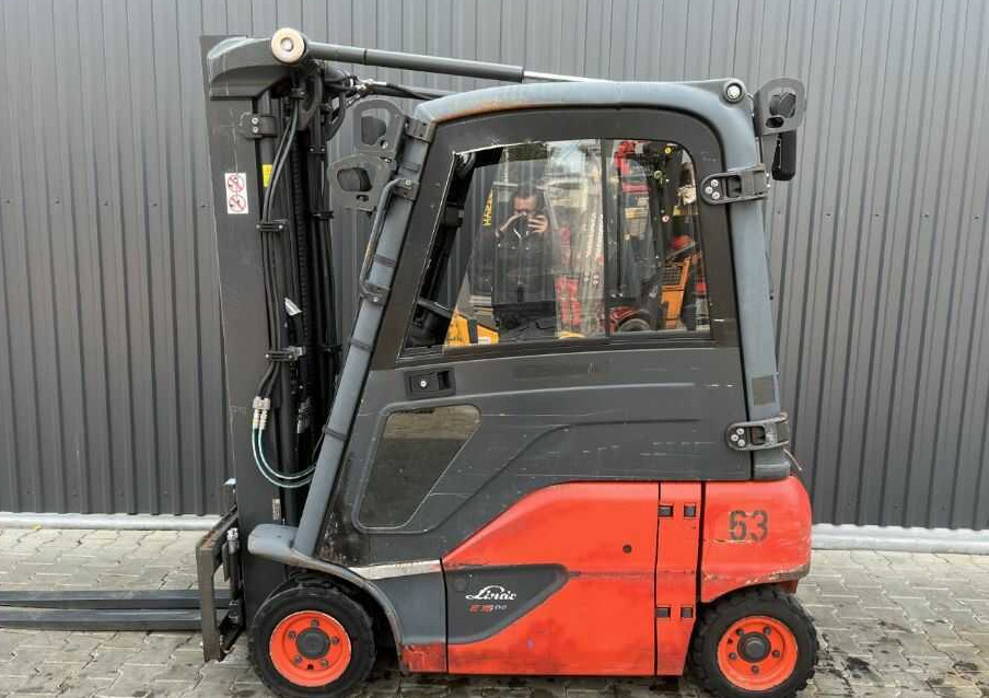 Linde E16P-02 - Sähkötrukki: kuva Linde E16P-02 - Sähkötrukki Linde E16P-02 - Sähkötrukki: kuva Linde E16P-02 - Sähkötrukki