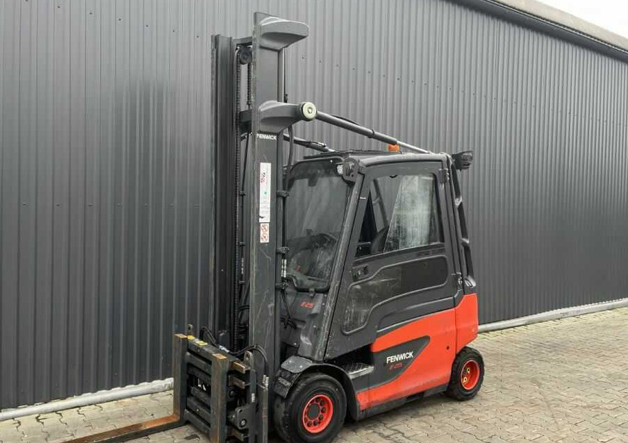 Linde E25-01 - Sähkötrukki: kuva Linde E25-01 - Sähkötrukki Linde E25-01 - Sähkötrukki: kuva Linde E25-01 - Sähkötrukki