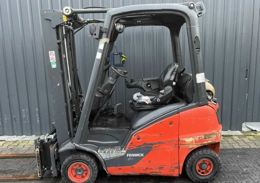 Linde H16T-01 - Kaasutrukki: kuva Linde H16T-01 - Kaasutrukki Linde H16T-01 - Kaasutrukki: kuva Linde H16T-01 - Kaasutrukki