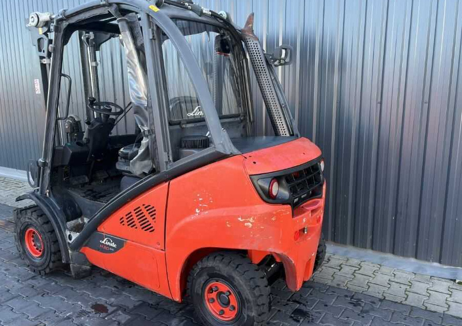 Linde H20D-02/600 - Dieseltrukki: kuva Linde H20D-02/600 - Dieseltrukki Linde H20D-02/600 - Dieseltrukki: kuva Linde H20D-02/600 - Dieseltrukki