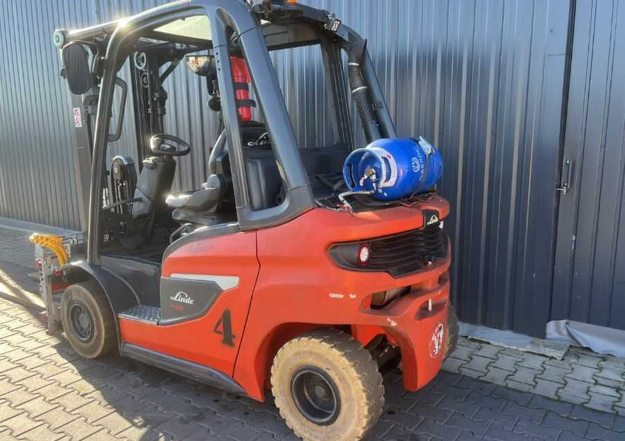 Linde H20T-01/600 - Kaasutrukki: kuva Linde H20T-01/600 - Kaasutrukki Linde H20T-01/600 - Kaasutrukki: kuva Linde H20T-01/600 - Kaasutrukki