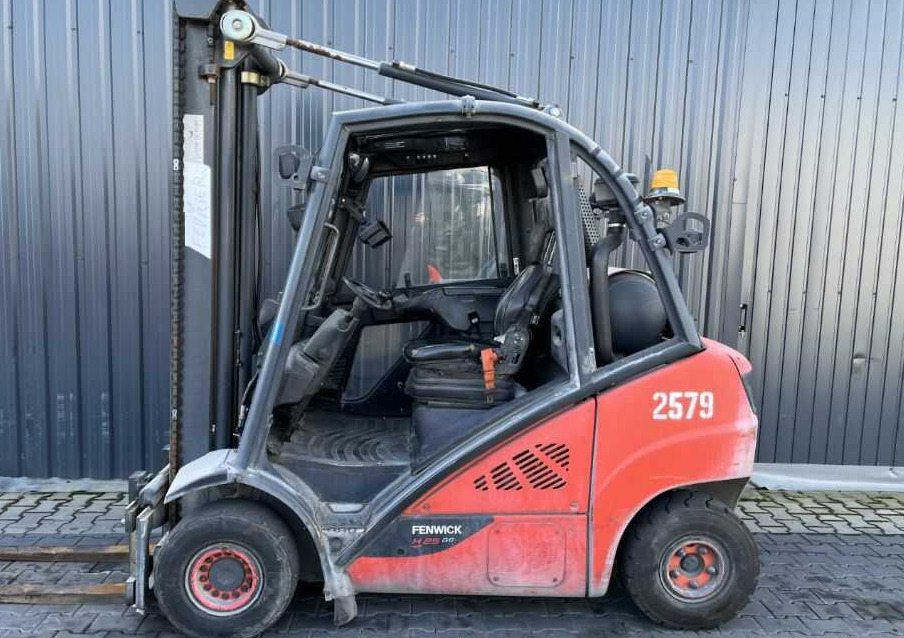 Linde H25T-02 - Kaasutrukki: kuva Linde H25T-02 - Kaasutrukki Linde H25T-02 - Kaasutrukki: kuva Linde H25T-02 - Kaasutrukki