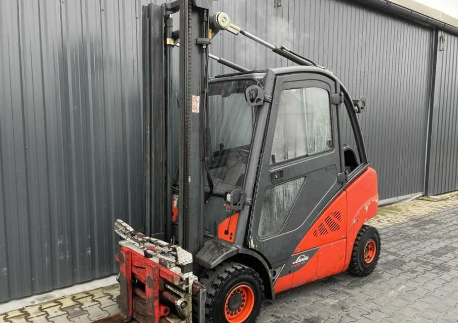 Linde H25T-02 - Kaasutrukki: kuva Linde H25T-02 - Kaasutrukki Linde H25T-02 - Kaasutrukki: kuva Linde H25T-02 - Kaasutrukki