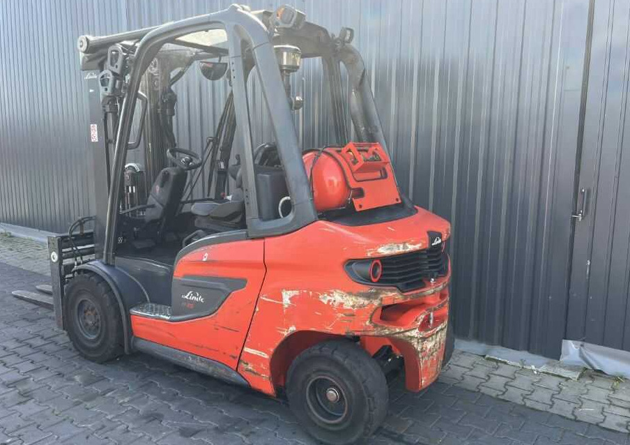 Linde H35T-01 - Kaasutrukki: kuva Linde H35T-01 - Kaasutrukki Linde H35T-01 - Kaasutrukki: kuva Linde H35T-01 - Kaasutrukki