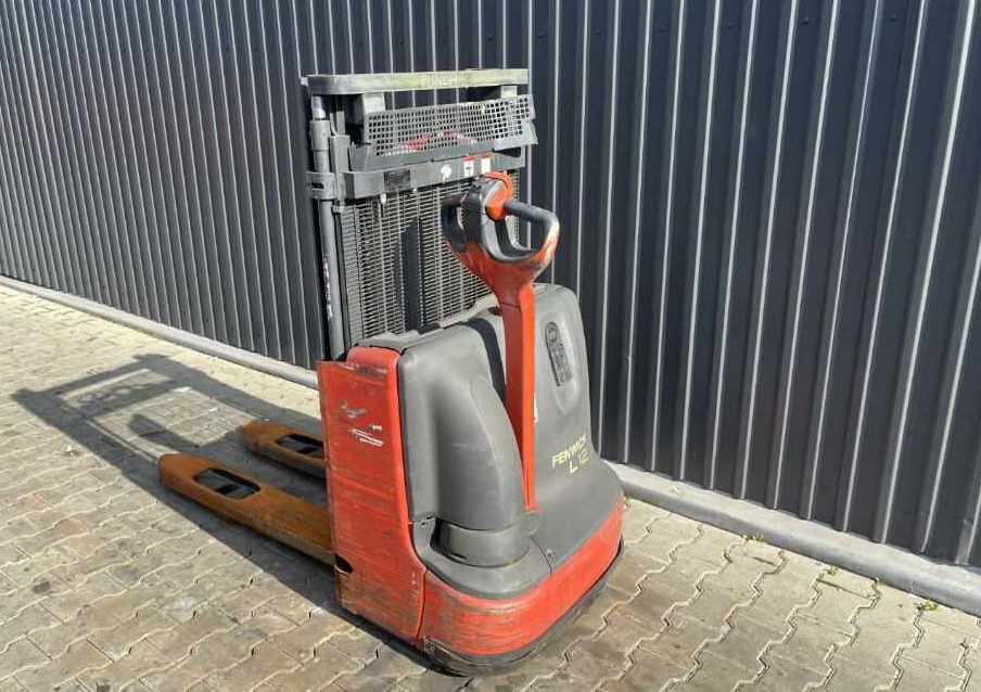 Linde L12 - Pinoamistrukki: kuva Linde L12 - Pinoamistrukki Linde L12 - Pinoamistrukki: kuva Linde L12 - Pinoamistrukki