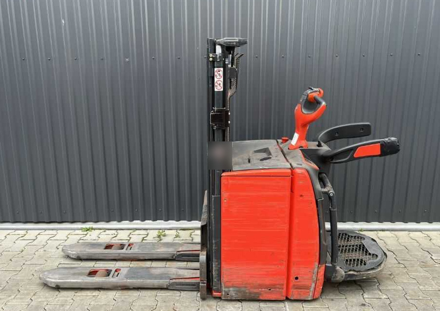 Linde L14AP - Pinoamistrukki: kuva Linde L14AP - Pinoamistrukki Linde L14AP - Pinoamistrukki: kuva Linde L14AP - Pinoamistrukki