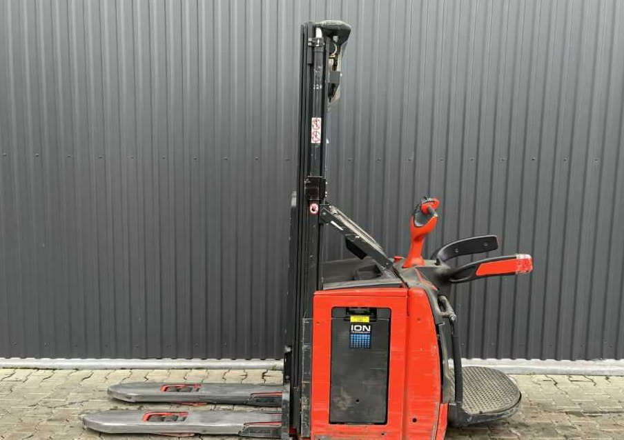 Linde L14APi - Pinoamistrukki: kuva Linde L14APi - Pinoamistrukki Linde L14APi - Pinoamistrukki: kuva Linde L14APi - Pinoamistrukki