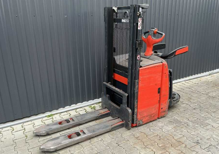 Linde L14LAP - Pinoamistrukki: kuva Linde L14LAP - Pinoamistrukki Linde L14LAP - Pinoamistrukki: kuva Linde L14LAP - Pinoamistrukki