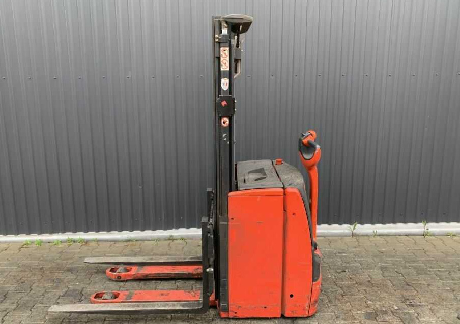 Linde L16 - Pinoamistrukki: kuva Linde L16 - Pinoamistrukki Linde L16 - Pinoamistrukki: kuva Linde L16 - Pinoamistrukki