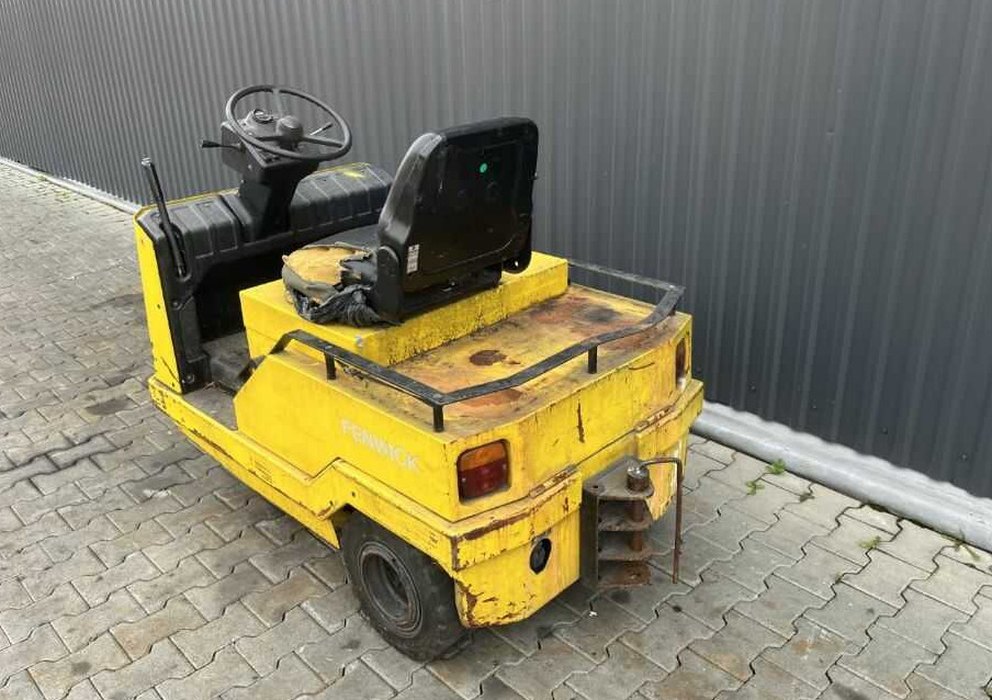Linde P50Z - Vetotrukki: kuva Linde P50Z - Vetotrukki Linde P50Z - Vetotrukki: kuva Linde P50Z - Vetotrukki