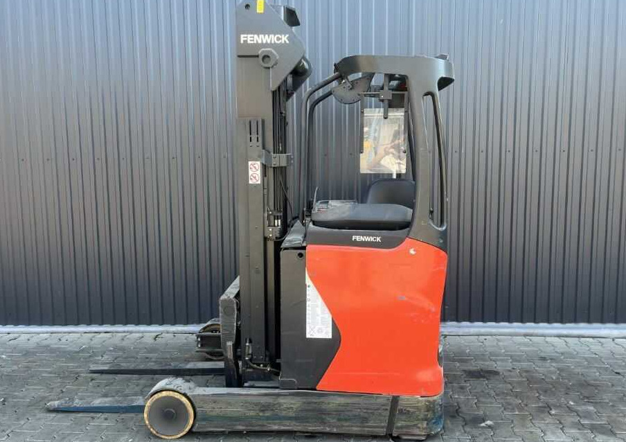 Linde R14-01 - Työntömastotrukki: kuva Linde R14-01 - Työntömastotrukki Linde R14-01 - Työntömastotrukki: kuva Linde R14-01 - Työntömastotrukki