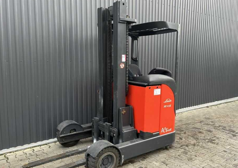 Linde R14G - Työntömastotrukki: kuva Linde R14G - Työntömastotrukki Linde R14G - Työntömastotrukki: kuva Linde R14G - Työntömastotrukki