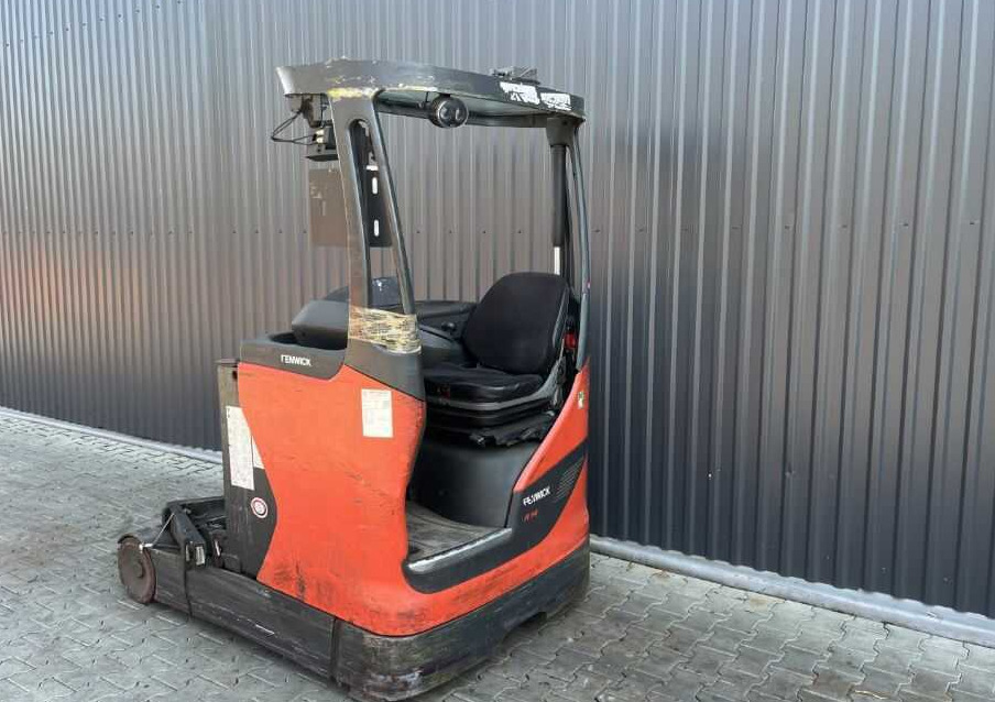 Linde R14HD-01 - Työntömastotrukki: kuva Linde R14HD-01 - Työntömastotrukki Linde R14HD-01 - Työntömastotrukki: kuva Linde R14HD-01 - Työntömastotrukki