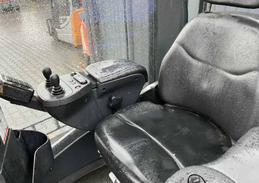 Työntömastotrukki Linde R14X: kuva Työntömastotrukki Linde R14X