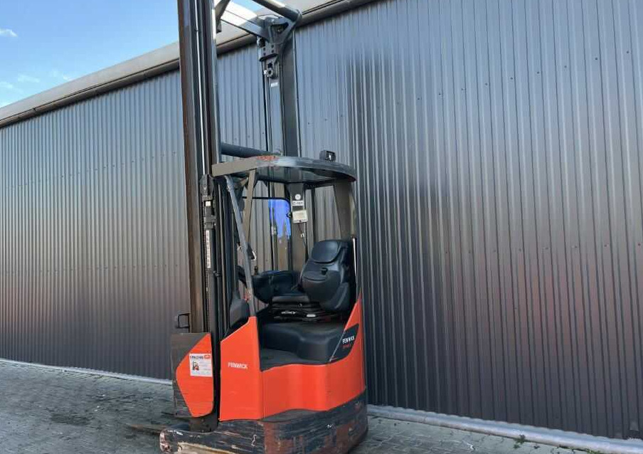 Linde R14X - Työntömastotrukki: kuva Linde R14X - Työntömastotrukki Linde R14X - Työntömastotrukki: kuva Linde R14X - Työntömastotrukki